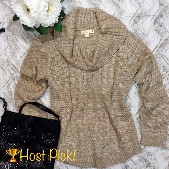 CHUNKY KNIT BIG SWEATER BEIGE COWL NECK MEDIUM